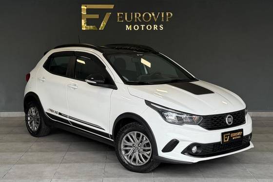 FIAT ARGO 1.3 FIREFLY FLEX TREKKING MANUAL FIAT ARGO 1.3 FIREFLY FLEX TREKKING MANUAL